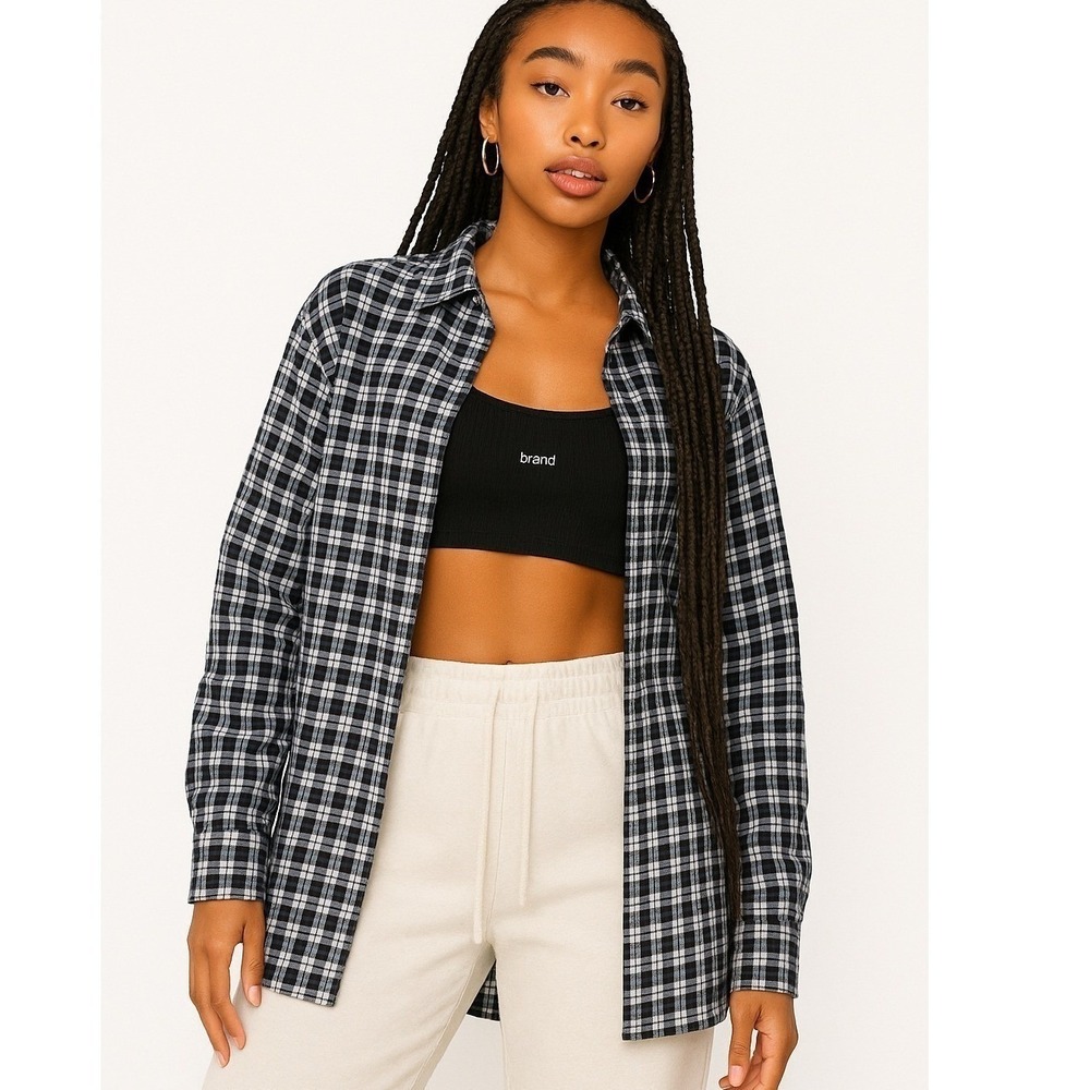 Small Long Sleeve Plaid Button Up Shirt Blue White Classic Flannel 90s Oversized